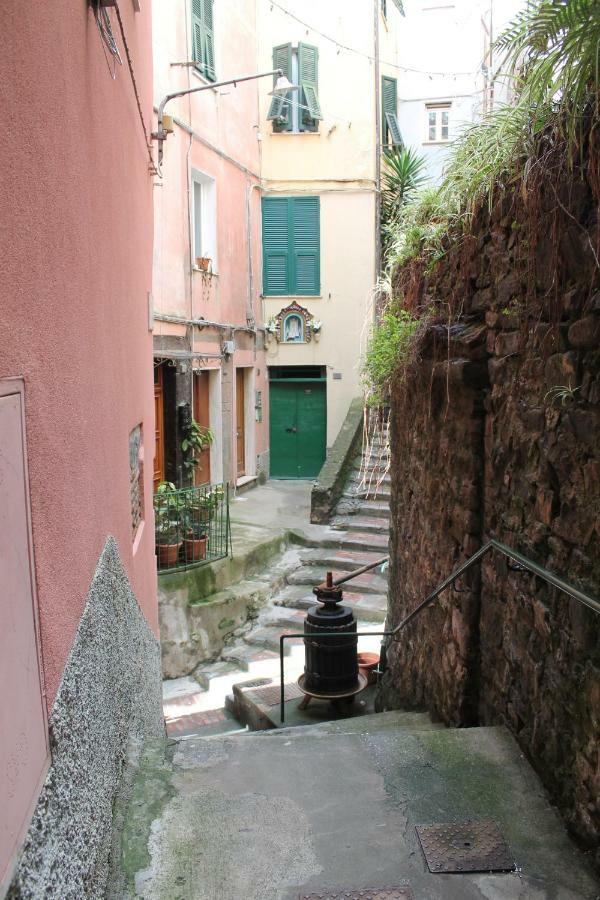 Guardando Le Stelle Apartment Vernazza Bagian luar foto